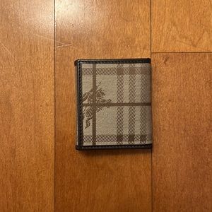 Burberry Brown Plaid Tri-Fold 3 Photo Holder (Pocket Size)